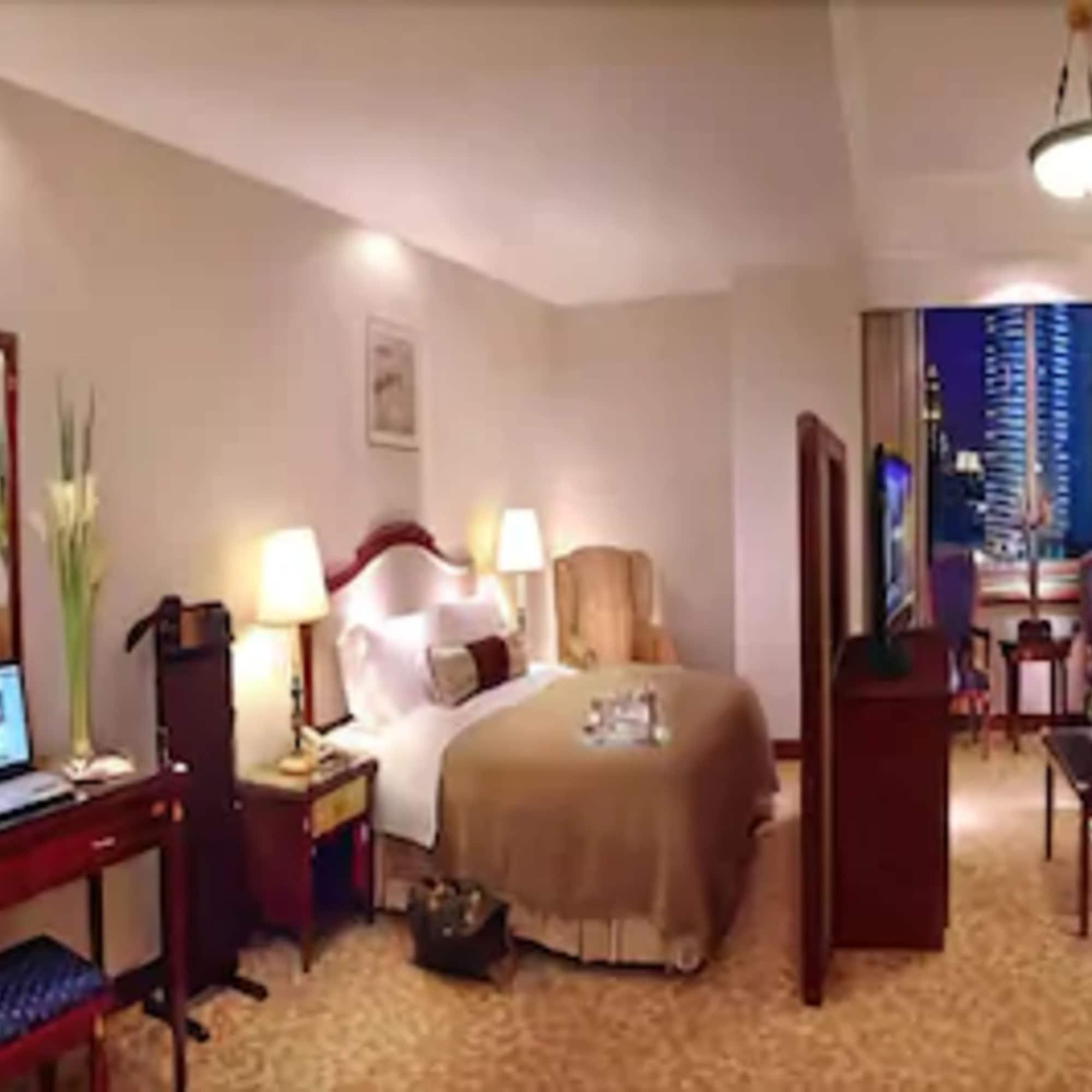 Ramada Plaza Tianlu Hotel Wuhan Bagian luar foto