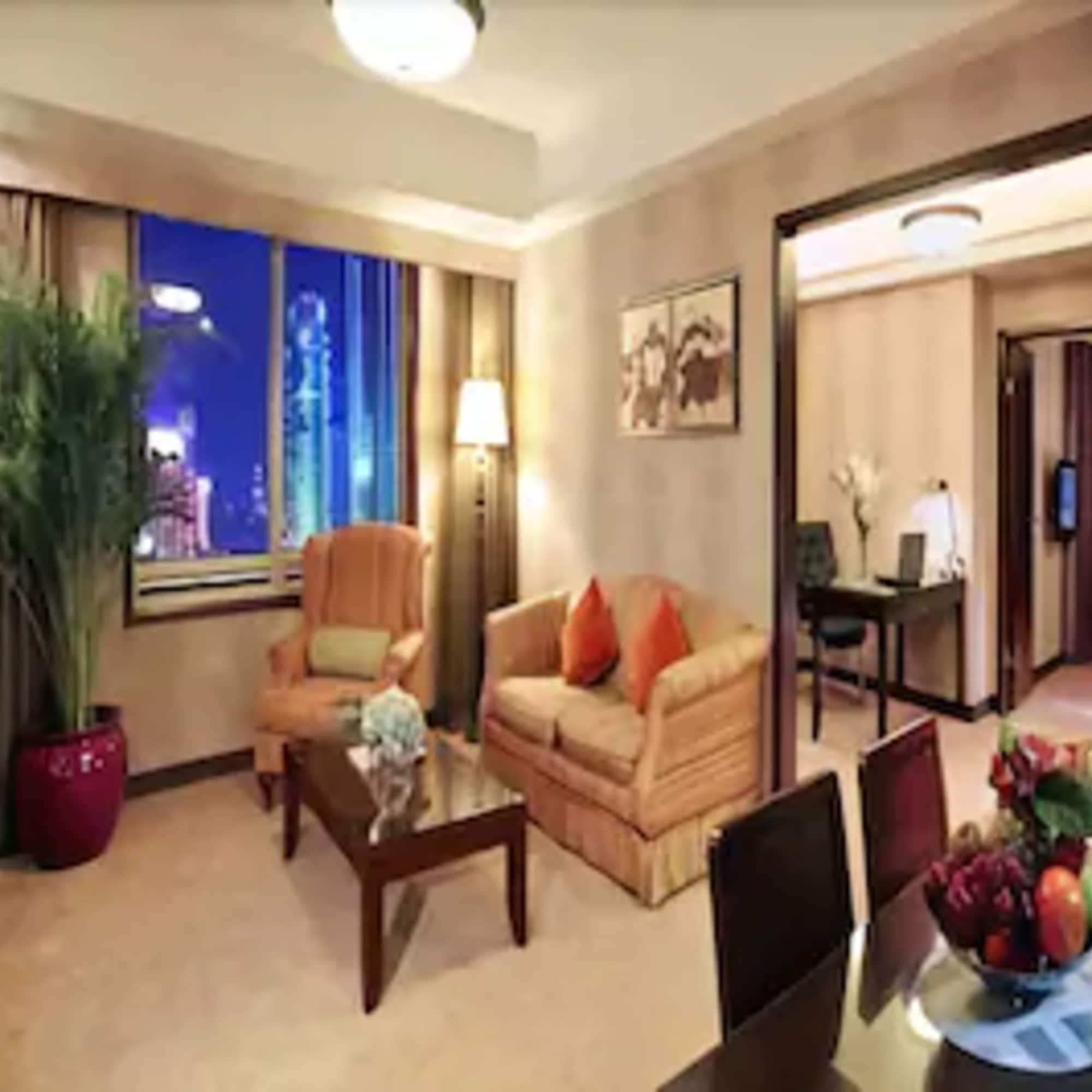 Ramada Plaza Tianlu Hotel Wuhan Bagian luar foto