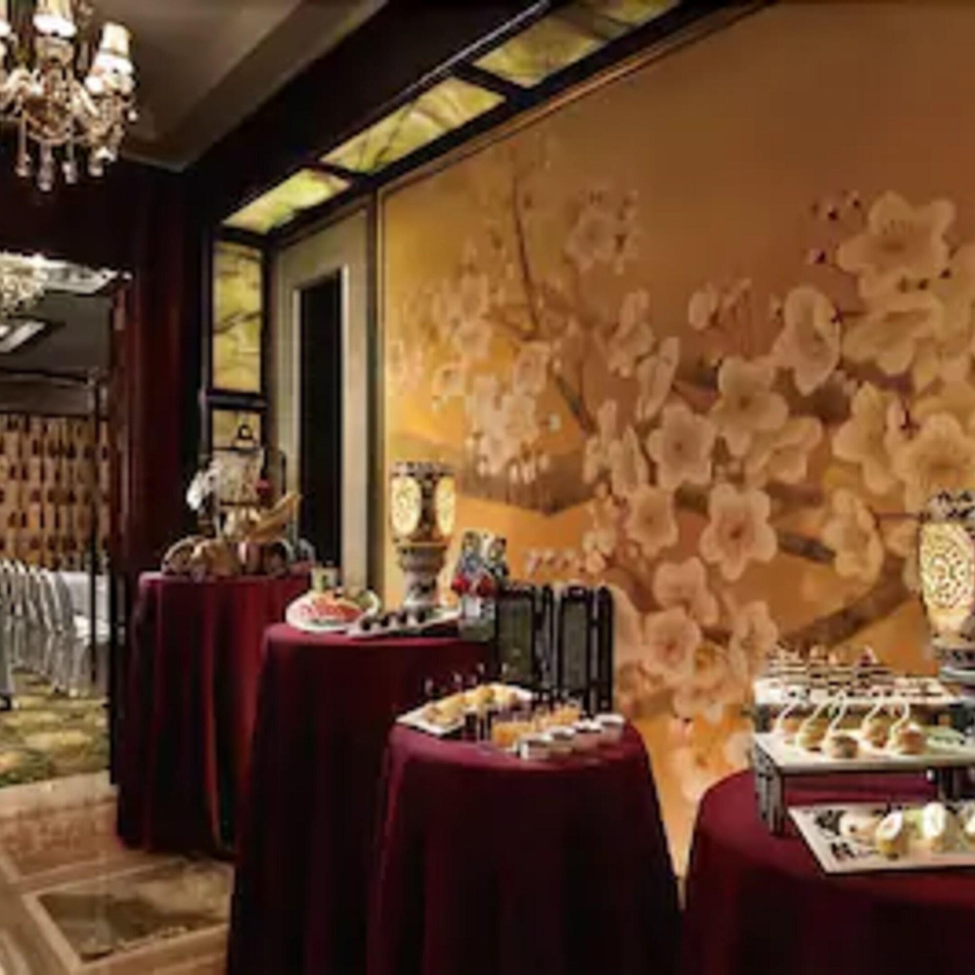 Ramada Plaza Tianlu Hotel Wuhan Bagian luar foto