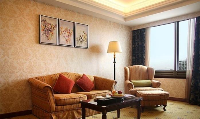 Ramada Plaza Tianlu Hotel Wuhan Ruang foto
