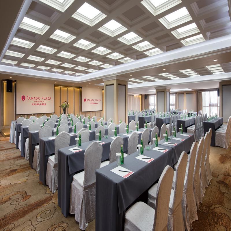 Ramada Plaza Tianlu Hotel Wuhan Bagian luar foto
